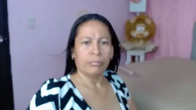 mature martina online show from October 14, 2025, 9:15 pm