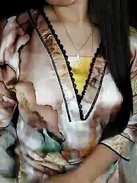 Snapshot of Sima--Roy chatting on January 7, 2025, 6:14 pm Sima--Roy online show from January 7, 2025, 6:14 pm