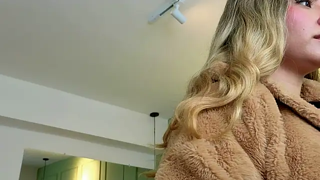 Snapshot of kataliina__ chatting on September 30, 2025, 11:48 am kataliina online show from September 30, 2025, 11:48 am