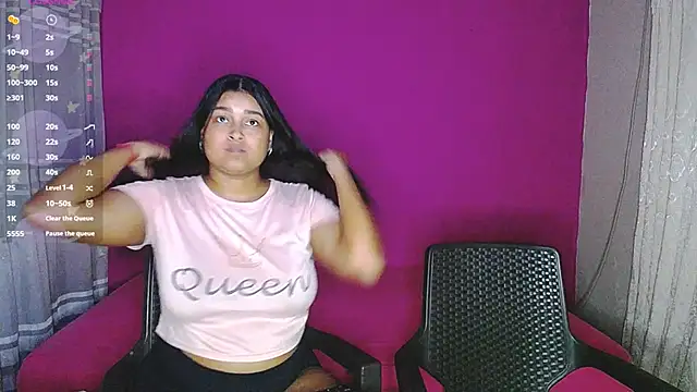 Snapshot of violeta_rous chatting on March 12, 2025, 3:02 am violeta rous online show from March 12, 2025, 3:02 am