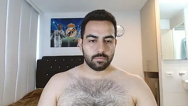 omarmohammedhot2 online show from December 15, 2024, 3:09 pm