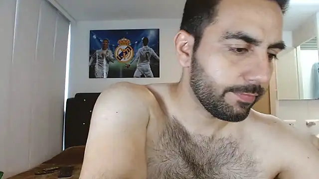 omarmohammedhot2 online show from December 20, 2024, 2:27 pm