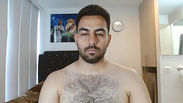 omarmohammedhot2 online show from March 6, 2025, 2:51 pm