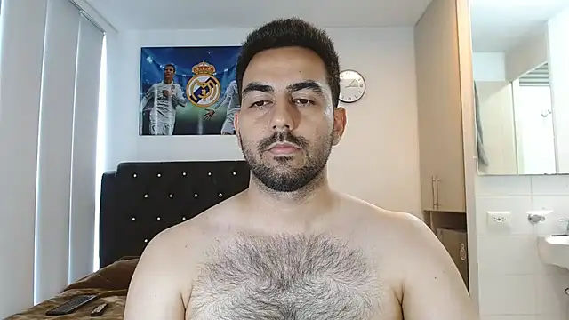 omarmohammedhot2 online show from March 13, 2025, 3:17 pm