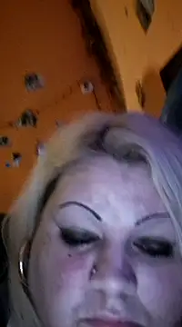 Snapshot of ducicsajsziii chatting on January 12, 2025, 2:45 am ducicsajsziii online show from January 12, 2025, 2:45 am