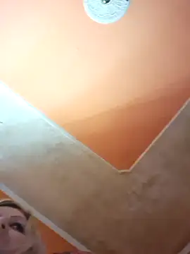 Snapshot of ducicsajsziii chatting on November 10, 2025, 7:46 pm ducicsajsziii online show from November 10, 2025, 7:46 pm