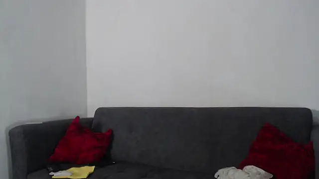 Snapshot of Danna_777 chatting on December 15, 2024, 12:40 am Danna 777 online show from December 15, 2024, 12:40 am