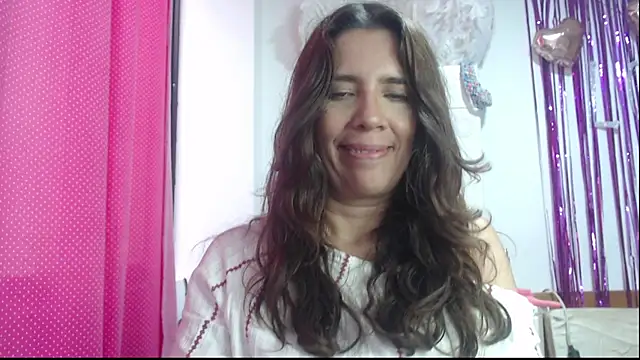 Snapshot of Victoria_meester chatting on February 18, 2025, 9:53 pm Victoria meester online show from February 18, 2025, 9:53 pm