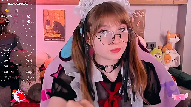 Snapshot of AliceLanley chatting on December 15, 2024, 3:09 pm AliceLanley online show from December 15, 2024, 3:09 pm