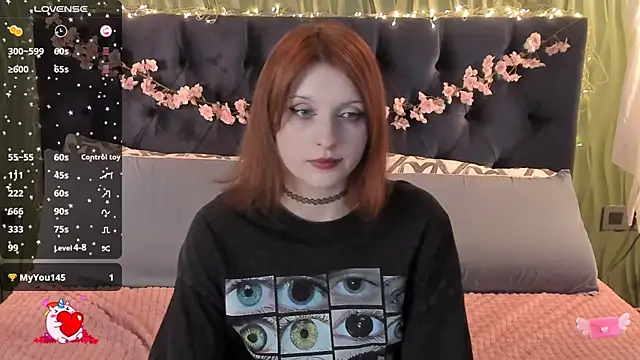 Snapshot of AliceLanley chatting on October 11, 2025, 11:31 am AliceLanley online show from October 11, 2025, 11:31 am