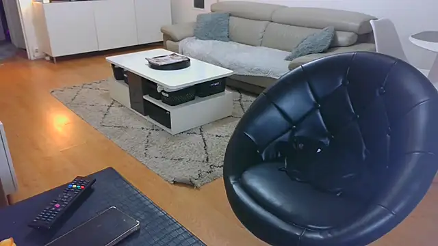 Snapshot of sarametisse26 chatting on October 8, 2025, 6:11 am sarametisse26 online show from October 8, 2025, 6:11 am