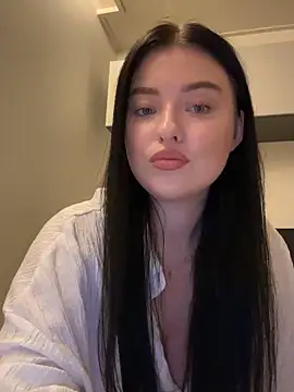 Snapshot of Angela_Fosterr chatting on September 28, 2025, 4:23 pm Angela Fosterr online show from September 28, 2025, 4:23 pm