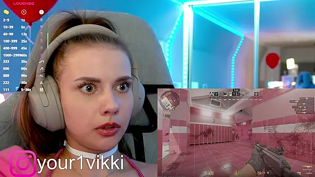 Snapshot of Vikki_Cheese chatting on March 5, 2025, 2:46 am Vikki Cheese online show from March 5, 2025, 2:46 am