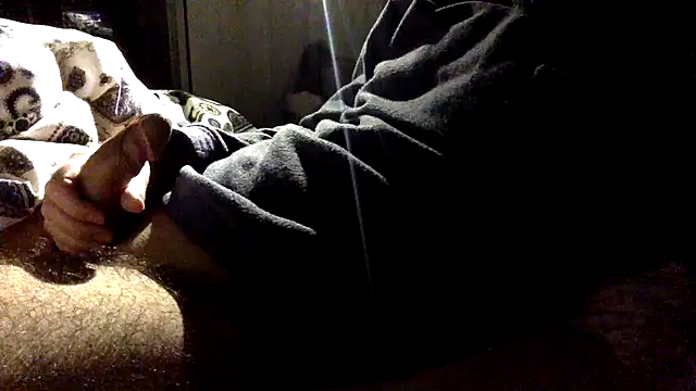 Snapshot of enty-y chatting on December 15, 2024, 6:29 am enty-y online show from December 15, 2024, 6:29 am