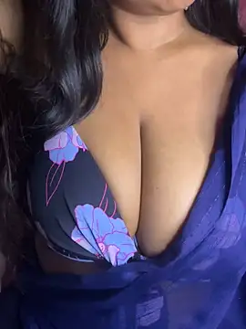 Snapshot of Playful__Princess chatting on September 21, 2025, 1:35 pm Playful  Princess online show from September 21, 2025, 1:35 pm