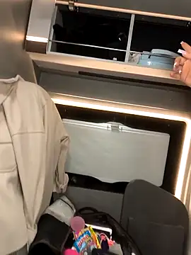 Snapshot of emma4xxx chatting on September 14, 2025, 8:19 pm emma4xxx online show from September 14, 2025, 8:19 pm