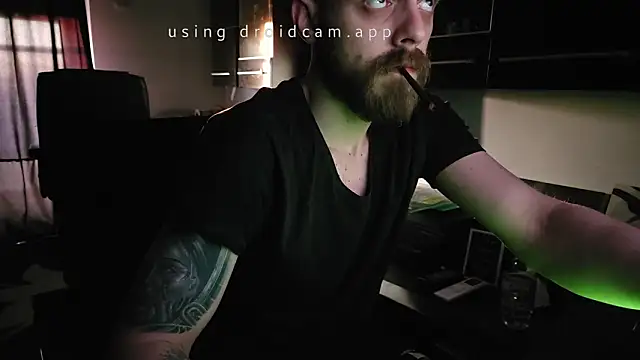 Snapshot of HardAlready chatting on March 6, 2025, 5:24 am HardAlready online show from March 6, 2025, 5:24 am