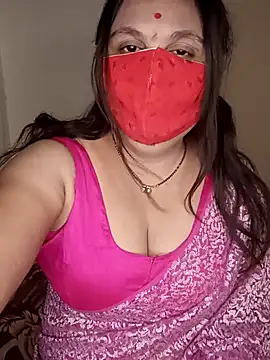 Snapshot of Love-priya chatting on January 4, 2025, 4:22 pm Love-priya online show from January 4, 2025, 4:22 pm