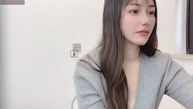 Snapshot of LIsha--170 chatting on February 17, 2025, 2:42 am LIsha--170 online show from February 17, 2025, 2:42 am