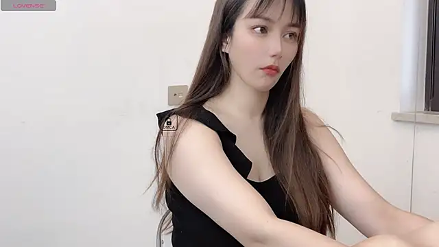 Snapshot of LIsha--170 chatting on February 27, 2025, 2:32 am LIsha--170 online show from February 27, 2025, 2:32 am