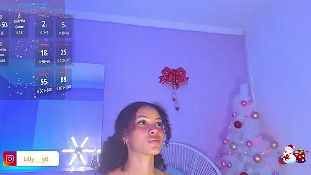 Snapshot of LillyDolls23 chatting on December 29, 2024, 6:05 pm LillyDolls23 online show from December 29, 2024, 6:05 pm