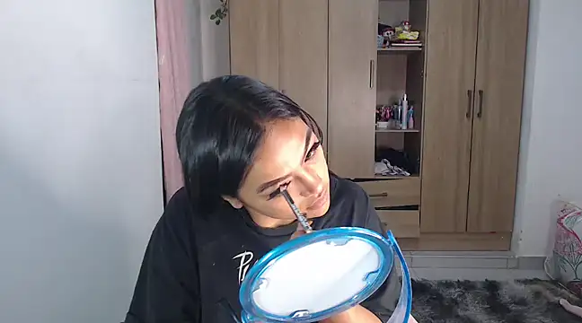 Snapshot of fairylatin222 chatting on January 23, 2025, 10:01 am fairylatin222 online show from January 23, 2025, 10:01 am