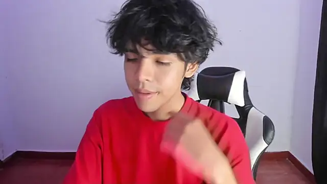 Snapshot of Alan26_ chatting on February 27, 2025, 3:36 am Alan26 online show from February 27, 2025, 3:36 am