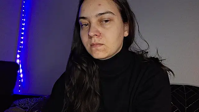 Snapshot of Cyndee_Winter chatting on December 21, 2024, 8:21 pm Cyndee Winter online show from December 21, 2024, 8:21 pm