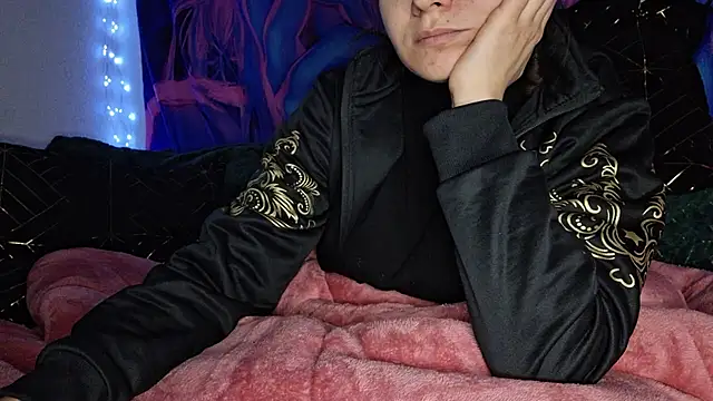 Snapshot of Cyndee_Winter chatting on February 3, 2025, 4:52 pm Cyndee Winter online show from February 3, 2025, 4:52 pm