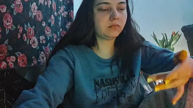 Snapshot of Cyndee_Winter chatting on March 18, 2025, 6:37 pm Cyndee Winter online show from March 18, 2025, 6:37 pm