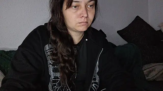 Snapshot of Cyndee_Winter chatting on September 17, 2025, 4:19 pm Cyndee Winter online show from September 17, 2025, 4:19 pm