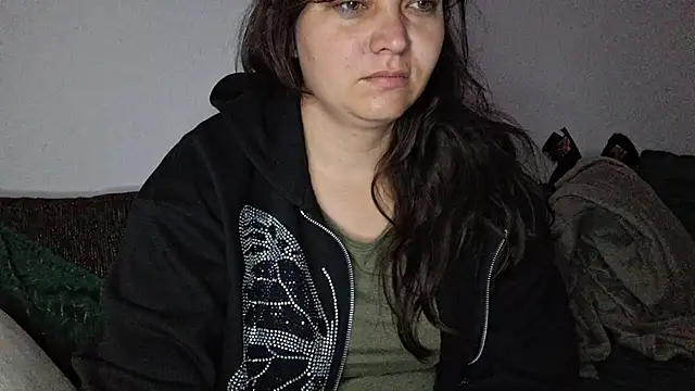 Snapshot of Cyndee_Winter chatting on September 22, 2025, 5:31 am Cyndee Winter online show from September 22, 2025, 5:31 am