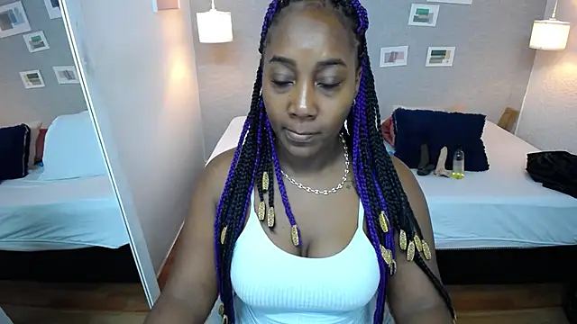 Snapshot of kiara_evanss chatting on January 5, 2025, 12:53 pm kiara evanss online show from January 5, 2025, 12:53 pm