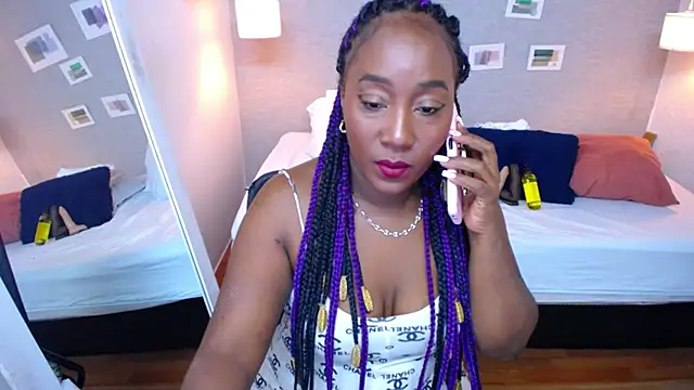 Snapshot of kiara_evanss chatting on January 15, 2025, 5:05 pm kiara evanss online show from January 15, 2025, 5:05 pm