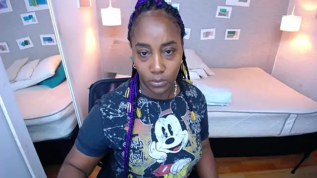 Snapshot of kiara_evanss chatting on January 18, 2025, 6:32 pm kiara evanss online show from January 18, 2025, 6:32 pm