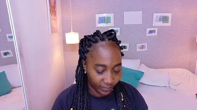 Snapshot of kiara_evanss chatting on October 15, 2025, 11:27 pm kiara evanss online show from October 15, 2025, 11:27 pm
