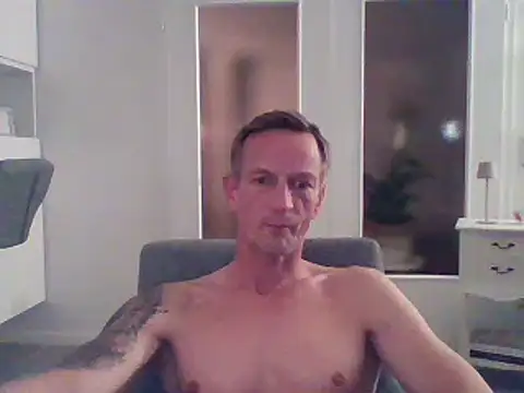 Snapshot of dirks71 chatting on March 19, 2025, 6:12 pm dirks71 online show from March 19, 2025, 6:12 pm