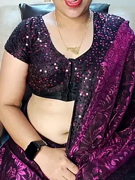 Traditional Housewife  online show from September 13, 2025, 1:49 am