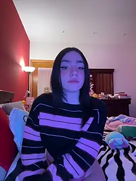 Snapshot of ShannonShanny chatting on January 11, 2025, 8:43 am ShannonShanny online show from January 11, 2025, 8:43 am