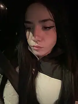 Snapshot of ShannonShanny chatting on January 27, 2025, 12:01 am ShannonShanny online show from January 27, 2025, 12:01 am