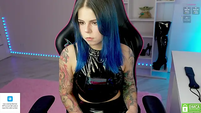Snapshot of Latex_Kitty chatting on September 13, 2025, 2:17 pm Latex Kitty online show from September 13, 2025, 2:17 pm