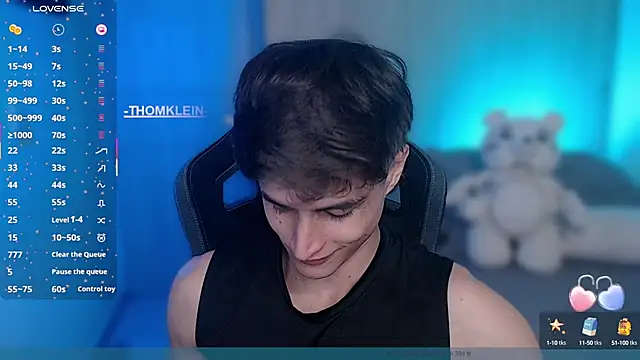 Snapshot of thomklein chatting on September 25, 2025, 7:39 pm thomklein online show from September 25, 2025, 7:39 pm