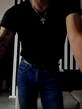 Snapshot of pretorianoo53 chatting on October 19, 2025, 3:40 am pretorianoo53 online show from October 19, 2025, 3:40 am