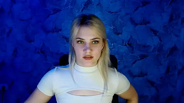 Snapshot of nika_gold1 chatting on December 14, 2024, 5:36 pm nika gold1 online show from December 14, 2024, 5:36 pm