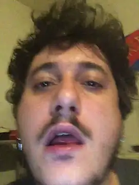 Snapshot of Daminou28 chatting on December 22, 2024, 3:22 am Daminou28 online show from December 22, 2024, 3:22 am