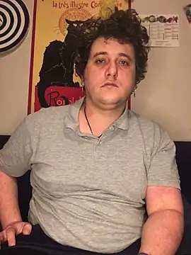 Snapshot of Daminou28 chatting on January 17, 2025, 5:30 pm Daminou28 online show from January 17, 2025, 5:30 pm