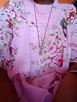 Snapshot of Mangla_Bhabhi chatting on December 23, 2024, 8:44 am Mangla Bhabhi online show from December 23, 2024, 8:44 am