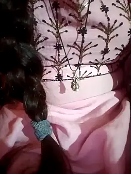 Snapshot of Mangla_Bhabhi chatting on January 20, 2025, 4:01 pm Mangla Bhabhi online show from January 20, 2025, 4:01 pm