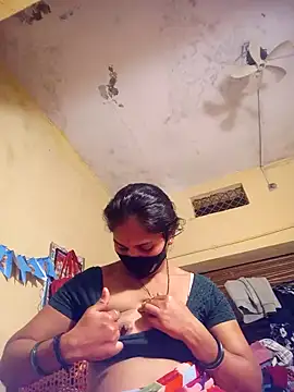 Snapshot of Hi_Radhika chatting on January 19, 2025, 5:07 pm Hi Radhika online show from January 19, 2025, 5:07 pm