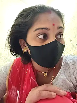 Snapshot of Hi_Radhika chatting on February 15, 2025, 1:21 am Hi Radhika online show from February 15, 2025, 1:21 am